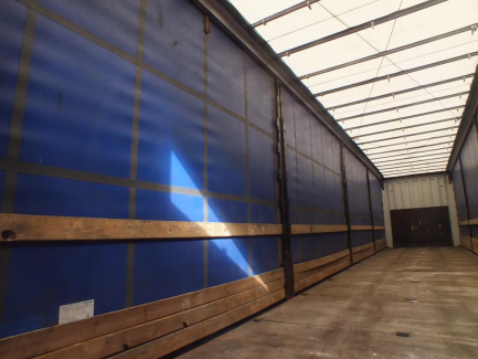 Zdjęcie przedmiotu: KRONE SD Curtain trailer