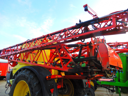 Zdjęcie przedmiotu: KVERNELAND GROUP IXTRACK C60 trailed sprayer