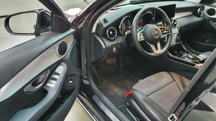 Zdjęcie przedmiotu: MERCEDES C 220 d 4MATIC 9G-TRONIC