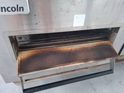Zdjęcie przedmiotu: Piec do pizzy taśmowy Lincoln Impinger II Fast Bake/1164A