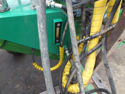 Zdjęcie przedmiotu: Forest trailer with crane FARMA T6 FARMA T6 C4.2 G2