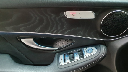 Zdjęcie przedmiotu: Mercedes-benz Glc220 d 4-Matic