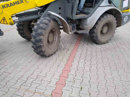 Zdjęcie przedmiotu: KRAMER 5085T / 353 telehandler