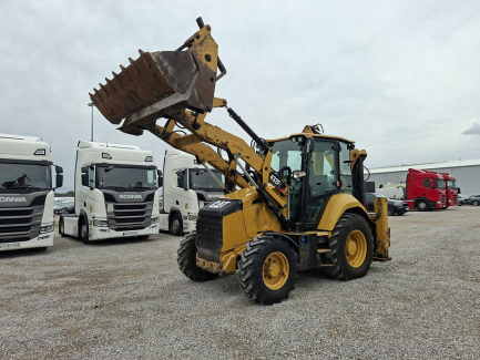 Zdjęcie przedmiotu: Екскаватор-навантажувач CAT 432F2