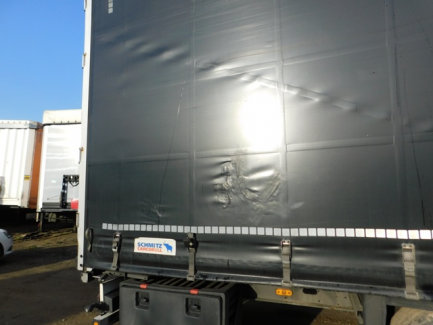 Zdjęcie przedmiotu: SCHMITZ CARGOBULL AG S01, SCS 24 / L-13.62 E B curtain semi-trailer