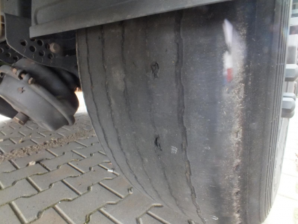 Zdjęcie przedmiotu: KOGEL S24-1 curtain semi-trailer