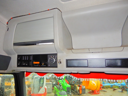 Zdjęcie przedmiotu: AUCTION OF THE DAY Volvo FH 16 700 6x4 Globetrotter Euro 5 with BERGS FOGEN timber body with JONSERED 1080 crane