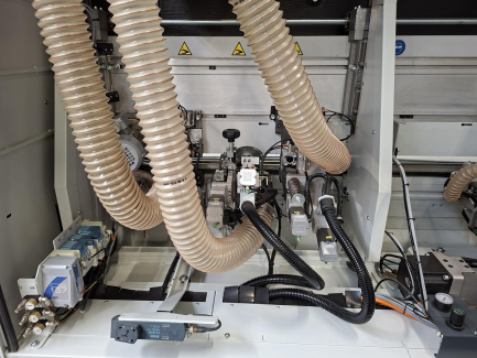 Zdjęcie przedmiotu: Односторонній крайкооблицювальний верстат BIESSE STREAM A 5.5 SMART