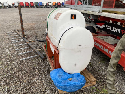 Zdjęcie przedmiotu: Ditch Witch JT520 horizontal drilling rig with the FT5 blasting system