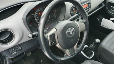 Zdjęcie przedmiotu: Toyota Yaris 1.33 Active EU6