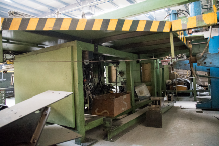 Zdjęcie przedmiotu: Technological line for the production of SICODAN condensers CONDENSER line