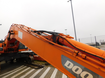 Zdjęcie przedmiotu: DOOSAN DX530LC-3 tracked excavator