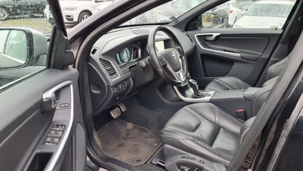 Zdjęcie przedmiotu: Volvo XC60 D5 AWD R-Design Sumum aut