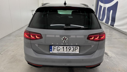 Zdjęcie przedmiotu: Volkswagen Passat Variant 2.0 TDI 4Mot. R-Line Edition DSG