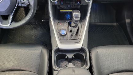 Zdjęcie przedmiotu: Toyota RAV4 2.5 Hybrid Executive 4x4