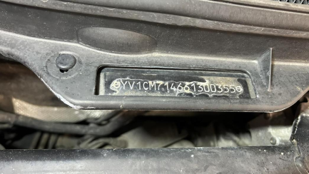Zdjęcie przedmiotu: Volvo XC90 Pojazd pod długotrwałym postoju!