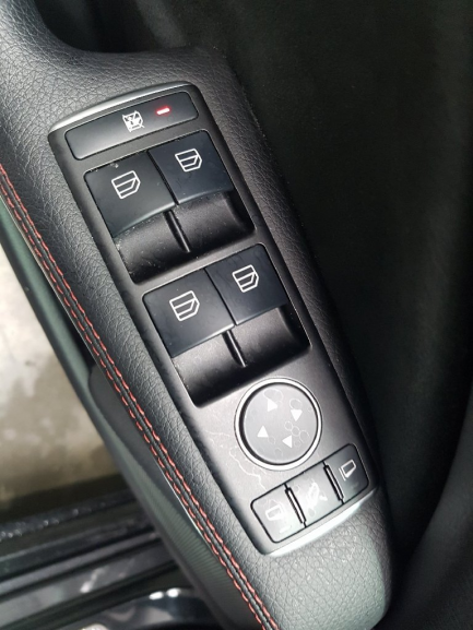 Zdjęcie przedmiotu: Mercedes-benz Cla