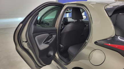 Zdjęcie przedmiotu: Toyota Yaris Hybrid 1.5 Comfort