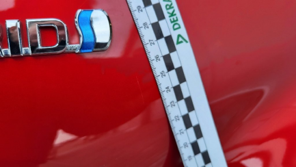 Zdjęcie przedmiotu: Toyota C-HR 1.8 Hybrid GPF GR Sport