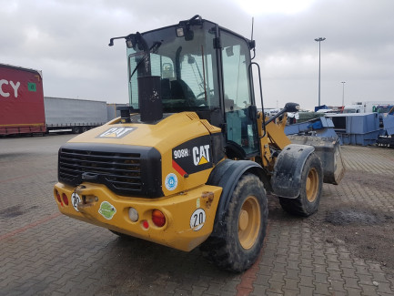 Zdjęcie przedmiotu: Ładowarka kołowa CATERPILLAR 908H2