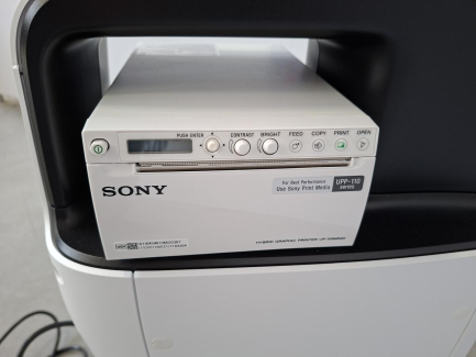 Zdjęcie przedmiotu: SAMSUNG HS40 ultrasound machine with accessories