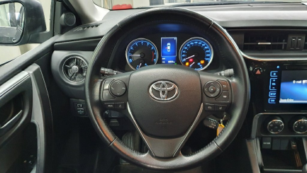 Zdjęcie przedmiotu: Toyota Corolla 1.6 Comfort + LPG