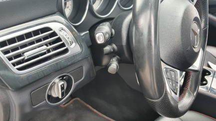 Zdjęcie przedmiotu: Mercedes-benz CLS550 sedan