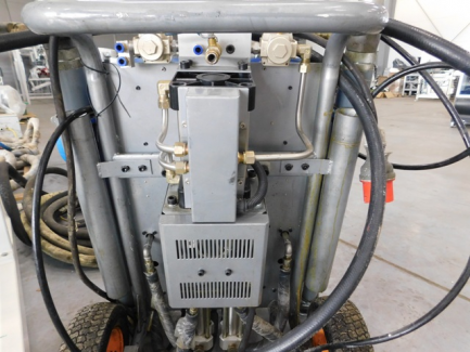 Zdjęcie przedmiotu: A set for spraying and polyurethane injection
