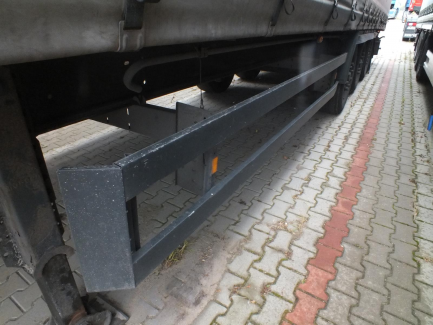Zdjęcie przedmiotu: KOGEL S24-1 curtain semi-trailer