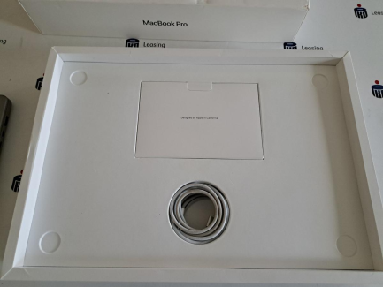 Zdjęcie przedmiotu: Laptop / Notebook Apple MacBook Pro 16'' M1 Pro (10 rdzeni CPU)/32GB/512GB SSD/GPU M1 Pro (16 rdzeni) (gwiezdna szarość)   [Kod producenta: Z14V0001L]