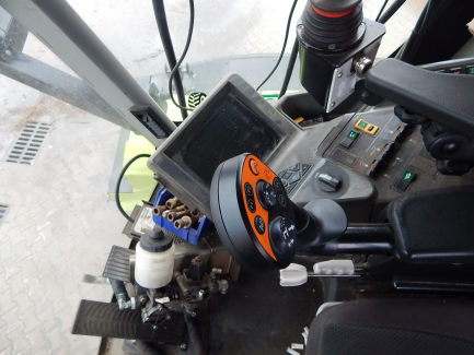 Zdjęcie przedmiotu: Ciągnik rolniczy CLAAS XERION 3800 TRAC VC