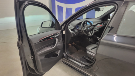 Zdjęcie przedmiotu: BMW X1 sDrive18d Sport Line aut