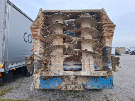 Zdjęcie przedmiotu: Rozrzutnik obornika EUROMILK BUFFALO RX 1250