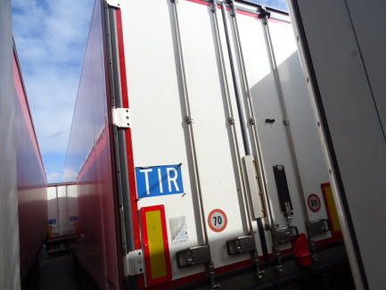 Zdjęcie przedmiotu: MEGA SCHMITZ SCB * S3B refrigerator semi-trailer