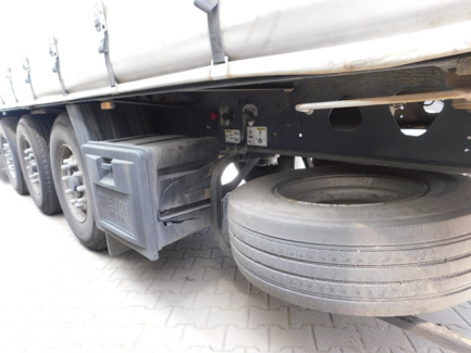 Zdjęcie przedmiotu: WIELTON NS3K curtain trailer