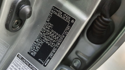 Zdjęcie przedmiotu: Toyota Auris Kombi 1.6 Active MS