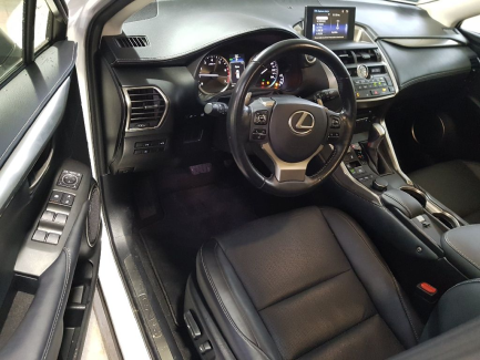 Zdjęcie przedmiotu: Lexus NX200T Comfort AWD