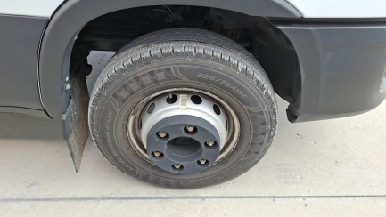 Zdjęcie przedmiotu: Iveco DAILY HI-MATIC E6e 7.2t