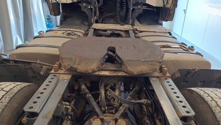 Zdjęcie przedmiotu: SCANIA R450 LA 4x2 HNA Highline SCR E6 19.0t DR zatrzymany elektronicznie Cepik informacja o odczycie przebiegu 