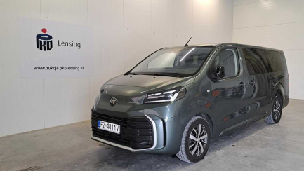Zdjęcie przedmiotu: Toyota PROACE Verso 2.0 D-4D E6EA 2.9t Medium Business Aut.