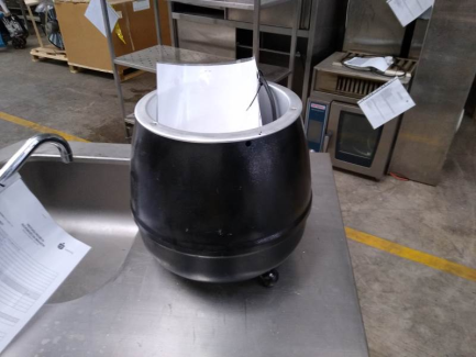 Zdjęcie przedmiotu: АКЦІОНЕРНА ГАСТРОНОМІЯ Набір гастрономічного обладнання