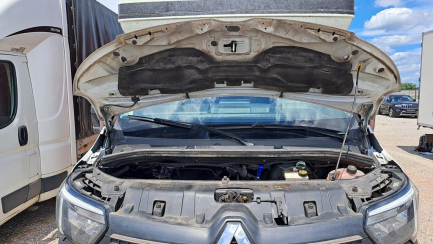 Zdjęcie przedmiotu: Renault Master FWD 2.3 dCi Pack Clim S&S+E E6 3.5t