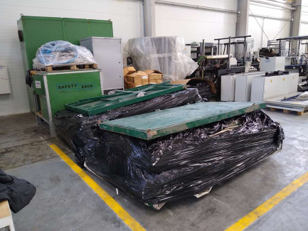 Zdjęcie przedmiotu: Football pneumatic hall, intended for temporary coverage of facilities, e.g. sports facilities. Jollers Plastbud Sp. z o.o. (60x40x11m)