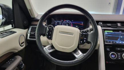 Zdjęcie przedmiotu: LAND ROVER Discovery V 2.0 SD4 HSE