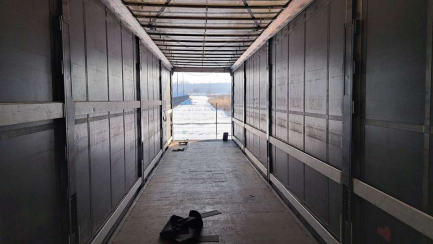 Zdjęcie przedmiotu: KASSBOHRER MEGA 39.0t XS Skrzyniowa