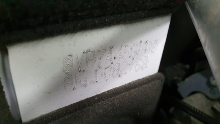 Zdjęcie przedmiotu: Citroen C5 Aircross 1.6 PureTech Shine EAT8