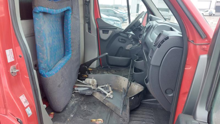 Zdjęcie przedmiotu: RENAULT/CARPOL MASTER FWD dCi E6 3.5t L3H1 Pack ClimS&S+E