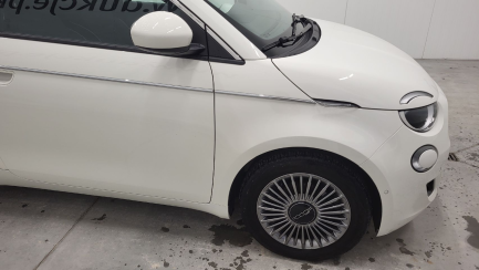 Zdjęcie przedmiotu: Fiat 500 23.8kWh Icon