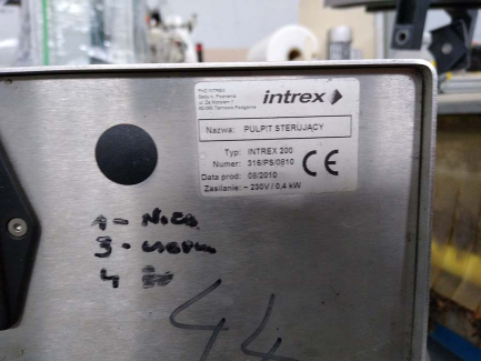 Zdjęcie przedmiotu: A line for the production of juices consisting of three units: sorting, grinding and squeezing juice as well as juice packaging and packing.