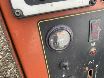 Zdjęcie przedmiotu: Ditch Witch JT520 horizontal drilling rig with the FT5 blasting system